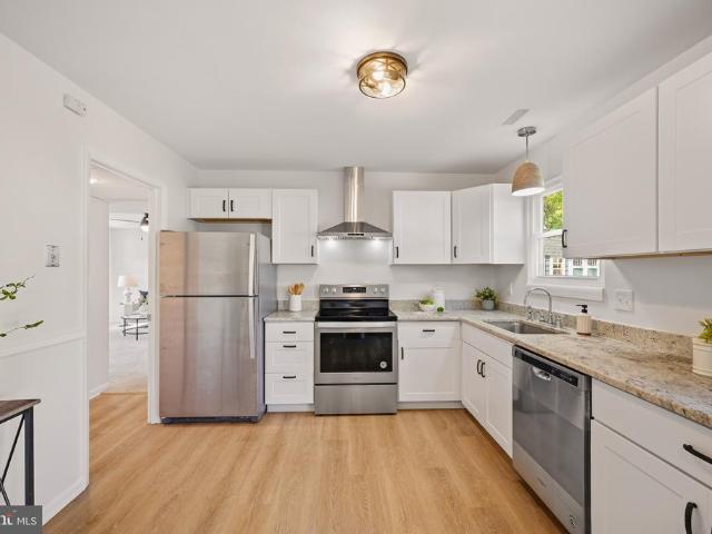 2 Silopanna Court
