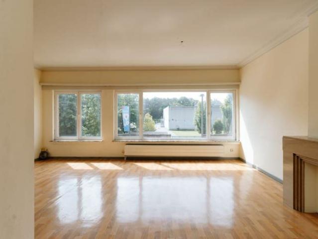 2 slaapkamer appartement in het centrum van Wilrijk