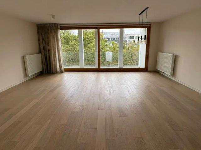 2 SLAAPKAMER APPARTEMENT MET TERRAS