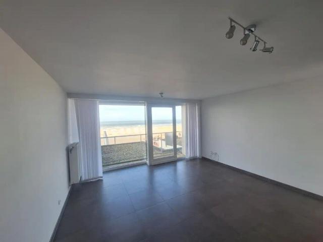 2 slaapkamer appartement met zeezicht
