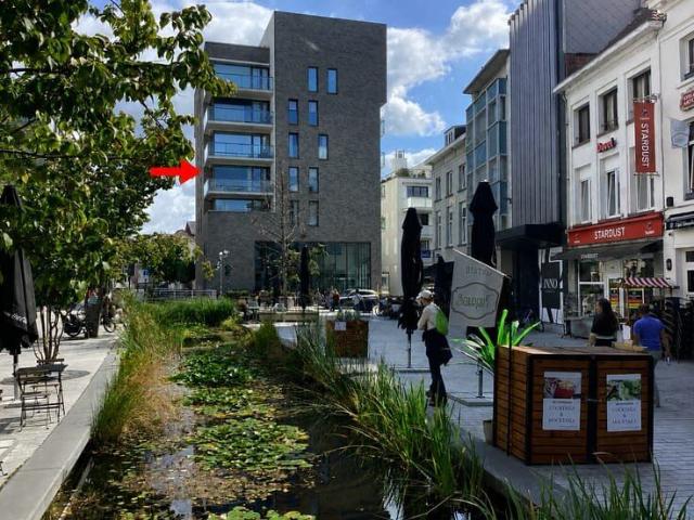 2 slaapkamer appartement met 2 terrassen +/ 129m2