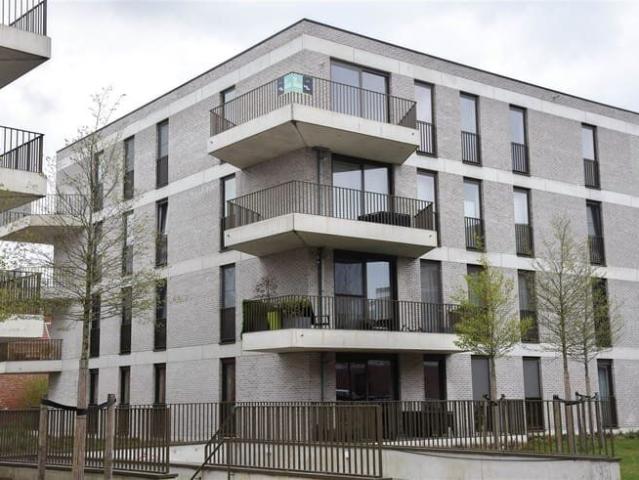 2 slaapkamer appartement + staanplaats te Sint Niklaas