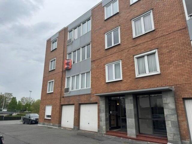 2 slaapkamer appartement te huur in Izegem met garage