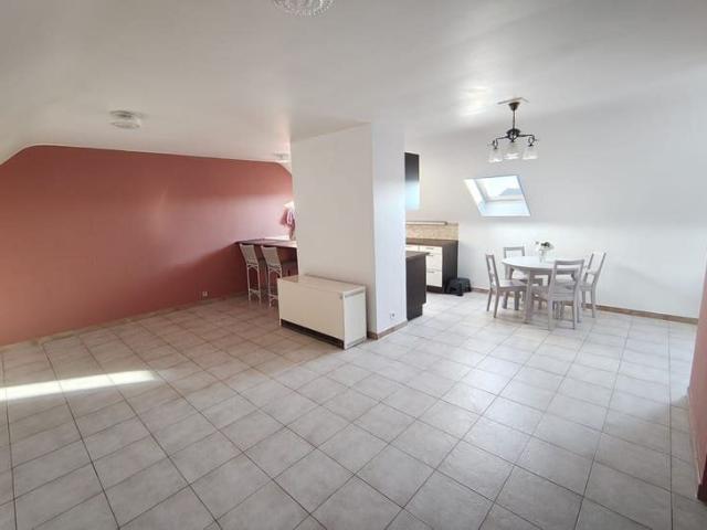 2 slaapkamer appertement met autostaanplaats en garagebox