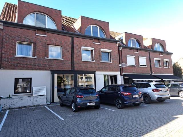 2 slaapkamer duplex appartement + terras nog in renovatie