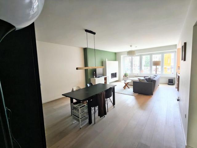 2 slaapkamerappartement met garage in Gent