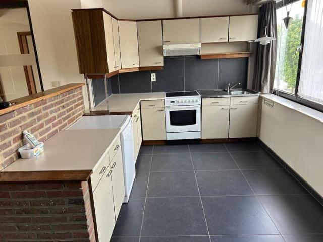 2 slk. appartement met balkon in centrum Pamel