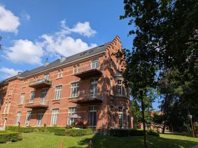 2 slpk app. met wellness & 2 parkings nabij Leuven
