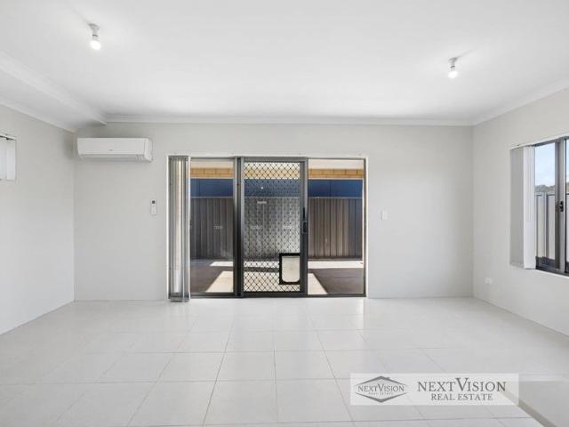 2 Snowden Street, Hammond Park