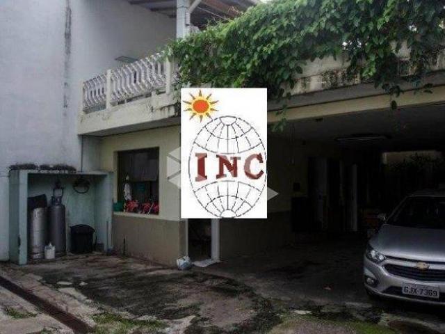 2 Sobrados Jardim Stella, 6 quartos, 6 vagas, terreno de 500 m²