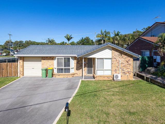 2 Tulloch Drive, WELLINGTON POINT, QLD 4160