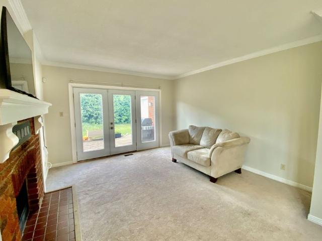 2 Tunbridge Court, Ottawa