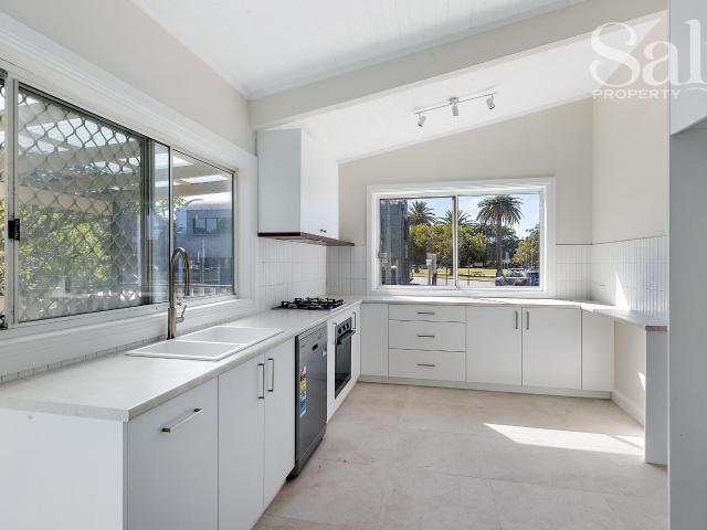2 Turnbull Street, The Junction NSW 2291 House For Rent | Domain