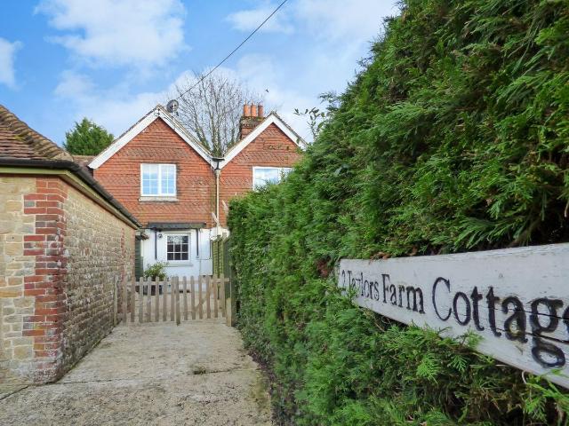 2 Taylors Farm Cottages, Midhurst, West Sussex GU29, 3 bed semi detached house to rent, £1,550 pcm | PrimeLocation