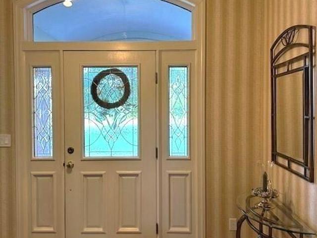 2 Timbercreek Road