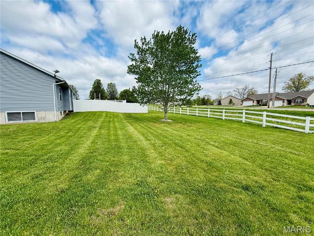2 Trail Blaze Cir, Festus, MO 63028 | MLS #26023