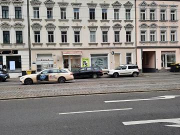 2 und 3 Zimmerwohnung, nebeneinander liegend