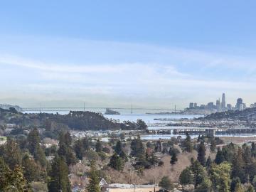Tamalpais-Homestead Valley, Marin County, California, USA