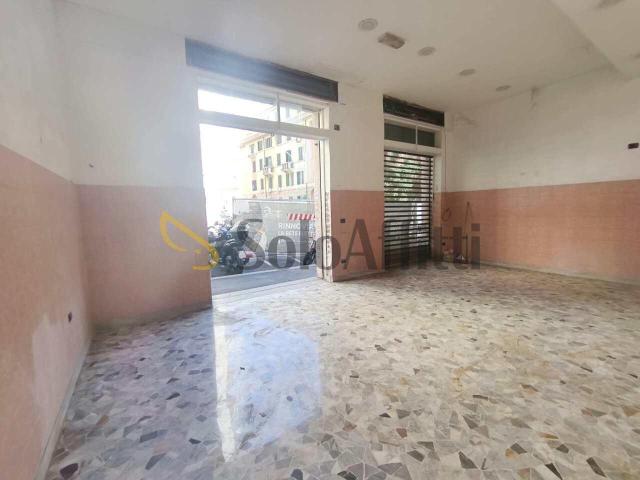 2 vetrine Via Duccio Galimberti 15 1225 monolocale 110mq
