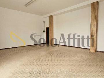 2 vetrine Via per Bertinoro snc monolocale 60mq