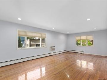 2 Walker Court, Greenwich, US, CT