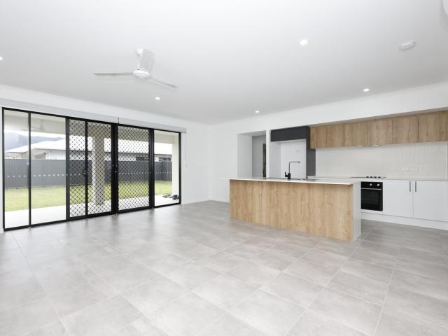 2 Wallwork StreetEdmonton QLD 4869, Australia