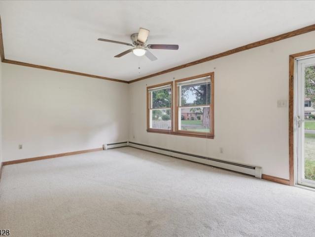 2 Warren Pl