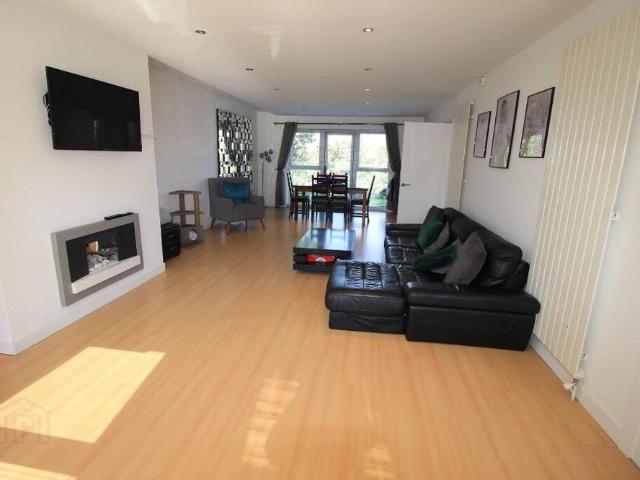 2 Waterbank, Limavady Road, Derry, BT47 6WW