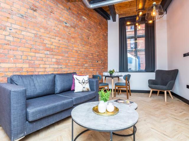 2 Waterloo Street, Manchester, M1 6HX, United Kingdom | 1 bed apartment for rent #130736216 | Rentberry