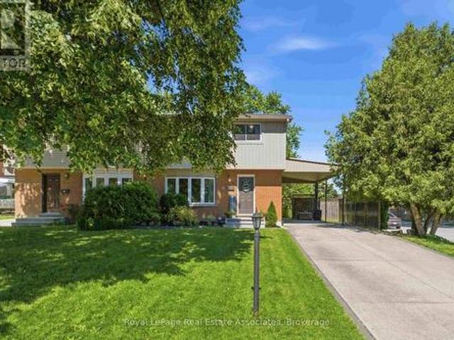 2 Wedgewood Avenue, Hamilton, ON, L8K 5L8 house for sale | Listing ID X13634 | Royal LePage