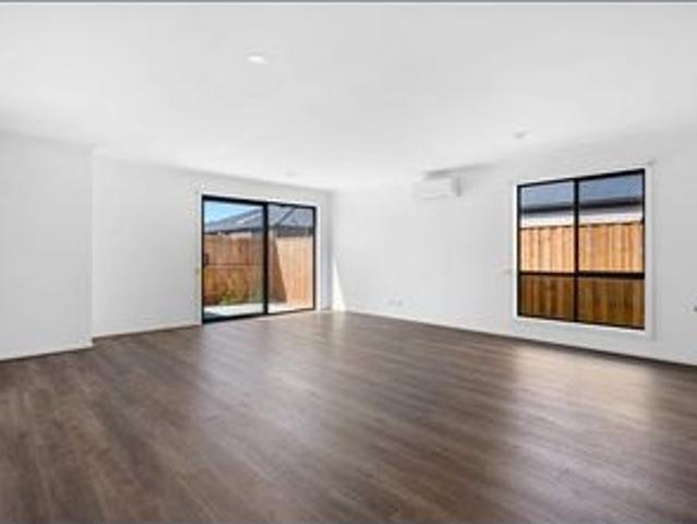 2 Weeks Free Rent. Everything you need for a convenient and easy lifestyle!