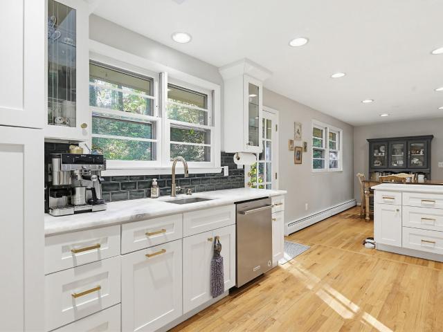 2 West Lane