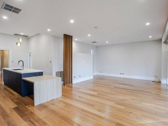 2 Whinham Street, Fitzroy