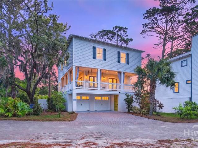 2 White Oak Lane