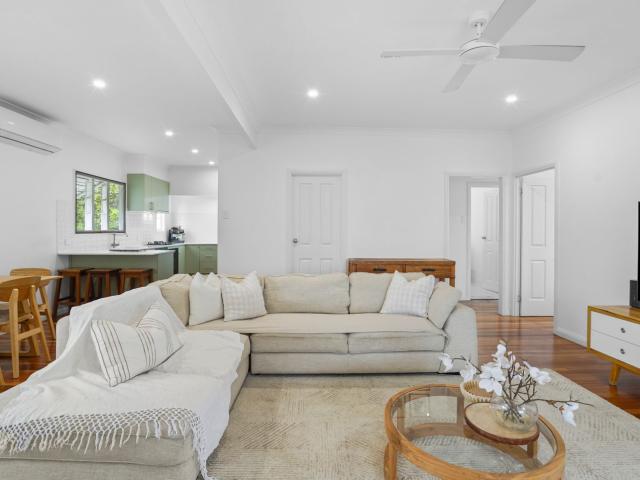 2 Willard Street, CARINA HEIGHTS, QLD 4152