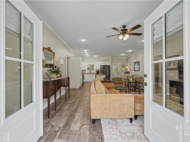 2 Willow Pointe Drive