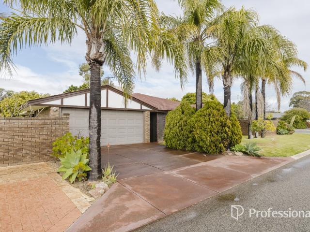 2 Windsor CourtBalcatta WA 6021, Australia