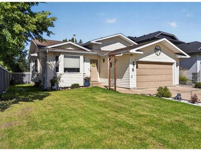 2 Woodside Crescent, Spruce Grove, AB, T7X 3E5 house for sale | Listing ID E4504 | Royal LePage