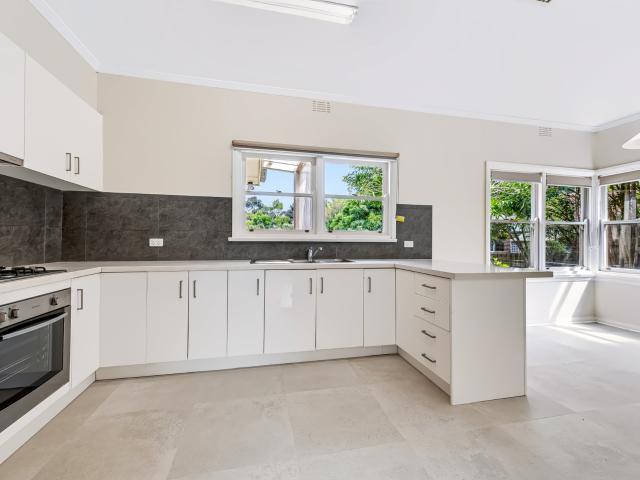 2 Wridgway Avenue, Burwood