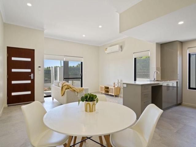 2 x 1 Street Front Home – Low Maintenance Living