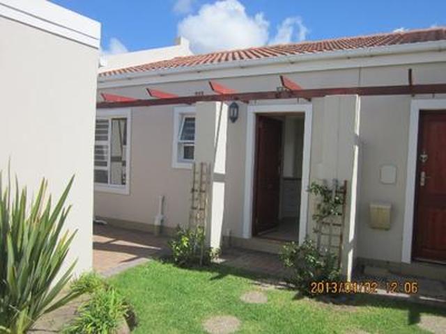 2 x bedroom, open plan dining ki.