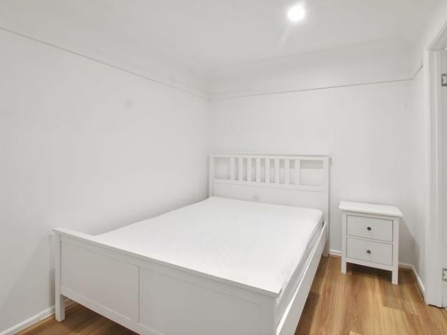 2 x Modern Self Contained Studios Affordable & Private