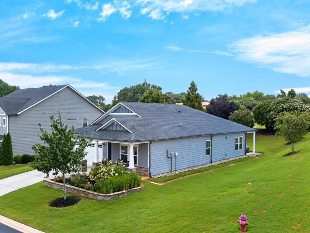 2 Yorkmont Way