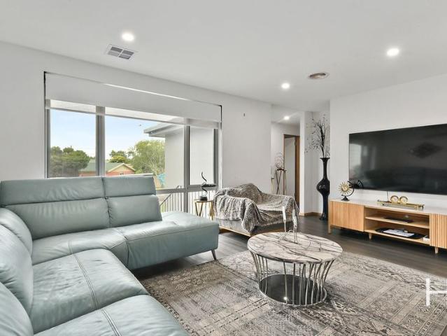 2 Young Court, Norwood