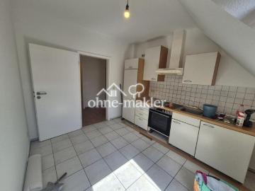 2 Zi. DG Wohnung, frisch renoviert 11 min. mit dem Auto zum Bahnhof Buxtehude