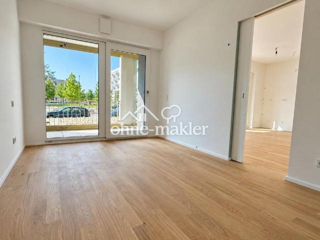 2 Zi. Erstbezug in Pasing | Designküche mit Kochinsel | 13 m² Glasloggia