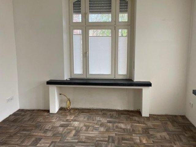 2 Zi KDB neu sanierte Altbauwohung Denkmalschutz