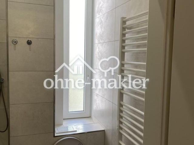 2 Zi sanierter Altbau ruhig, gut geschnitten und unbefristet Küche/Balkon 2.OG mit Aufzug