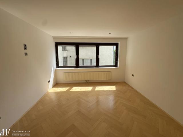 2 Zi Wohnung 71m², U Bahn Nähe, Einbauküche, Aufzug
