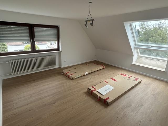 2 Zi. Wohnung Dachgeschoß